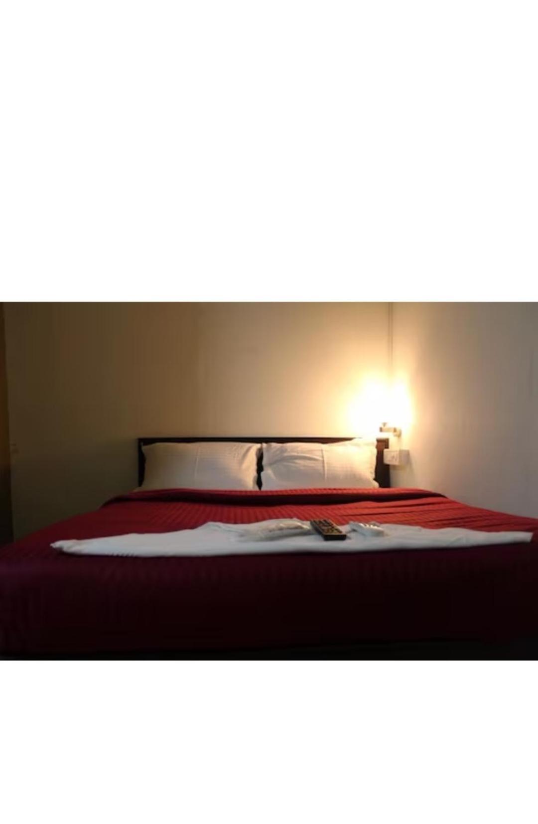 Hotel Saffron Inn Bombay Extérieur photo